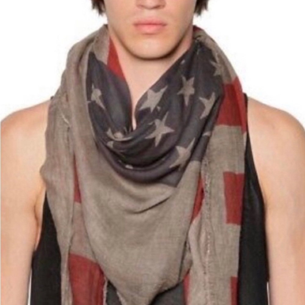 John Varvatos American Flag scarf. - Picture 5 of 11